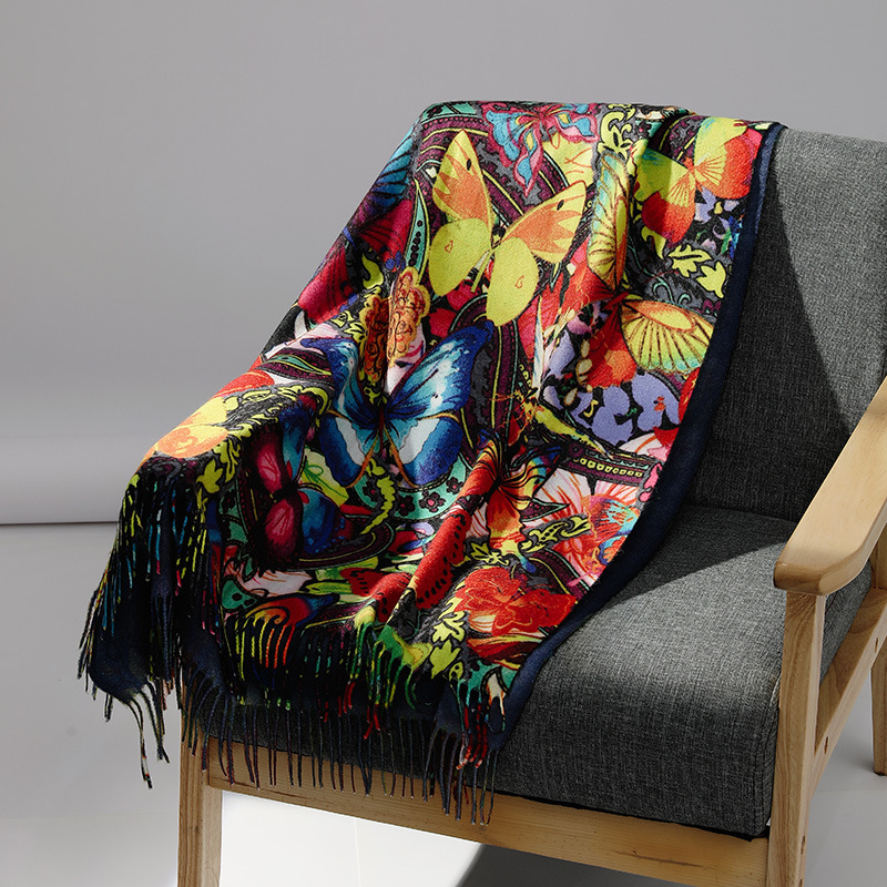 Роскошный брендовый кашемировы – обзор и цена Woven Scarf Blanket