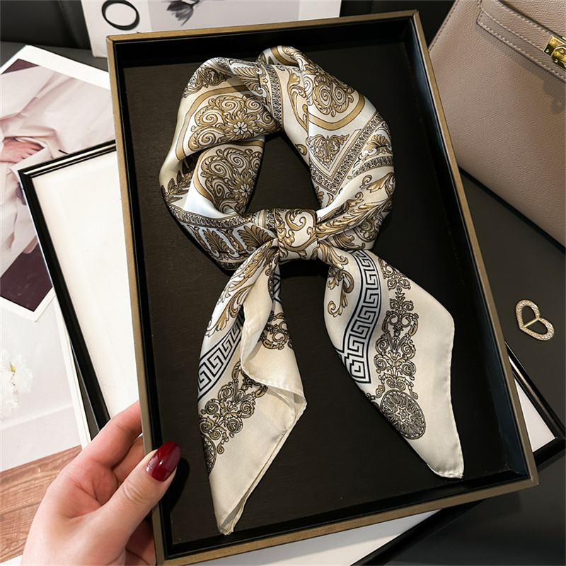 2024 Элитный бренд с принтом,  – обзор и цена Ascot Neck Scarf